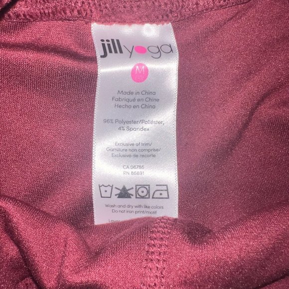JILLY YOGA KIDS (Girls) Velvet sweat set (like the ivivva for kids) - Picture 3 of 10